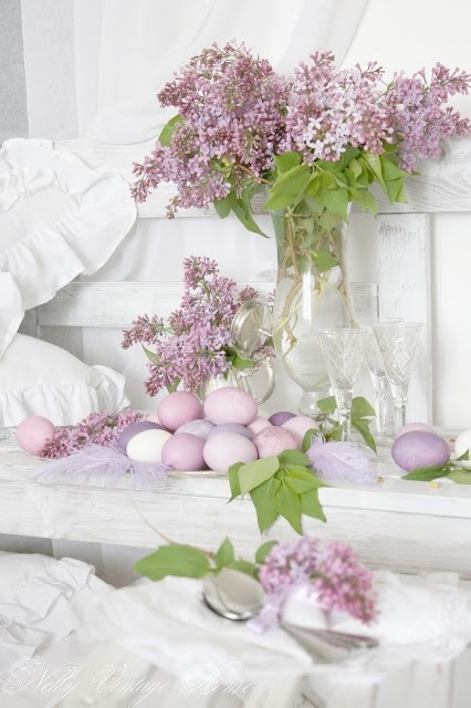 Spring floral Easter accent
