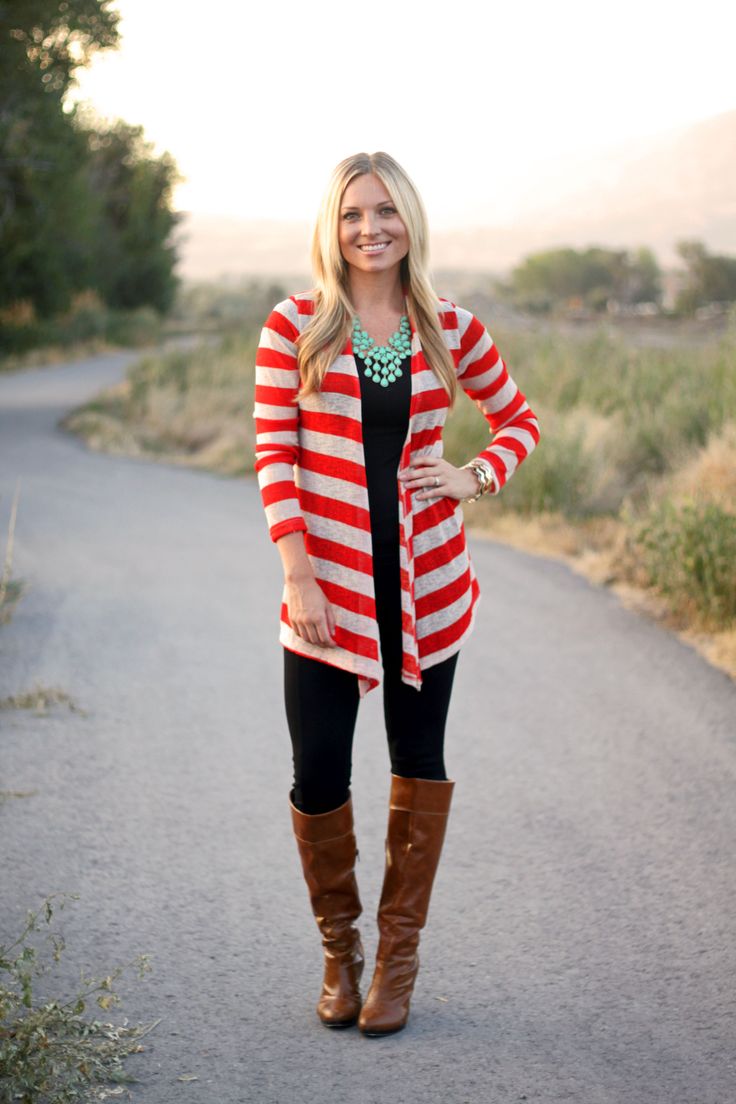Boots and leggings street style look