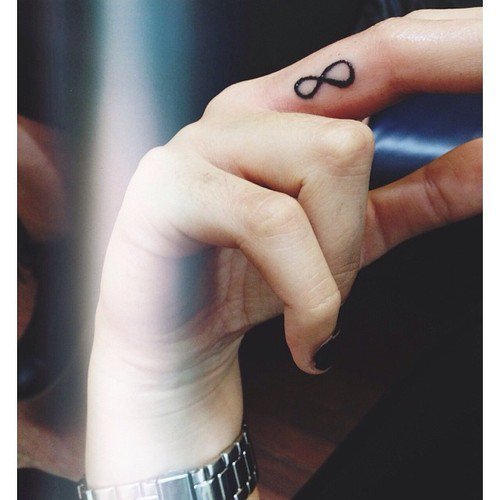 finger-tattoo35