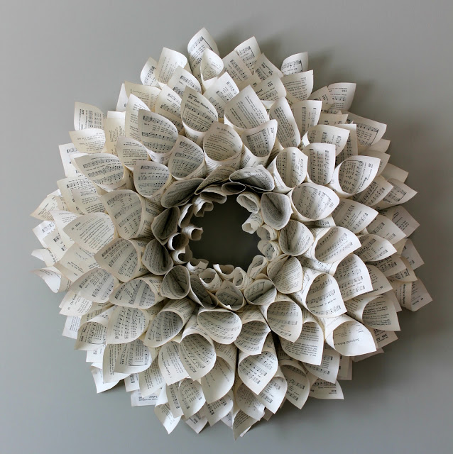 book-page-wreath04
