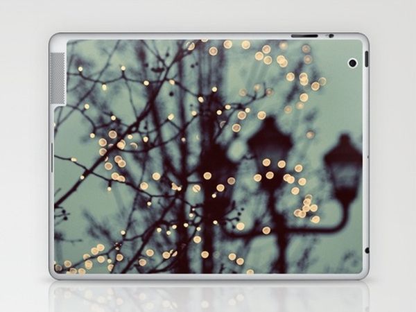 Decorative skin applied to a laptop lid