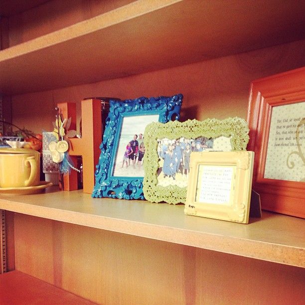 Frame wreath DIY