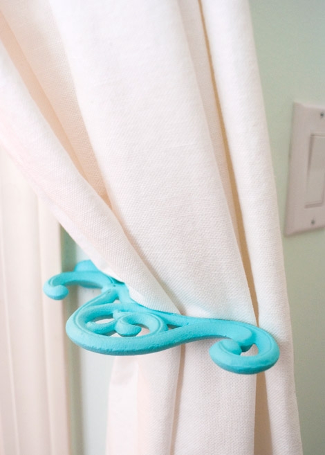 Window tieback decoration idea