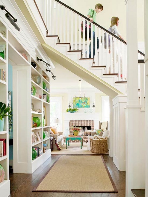 Hallway accessories styling