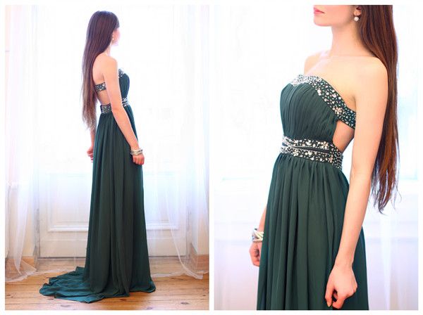 Emerald green fashion detail