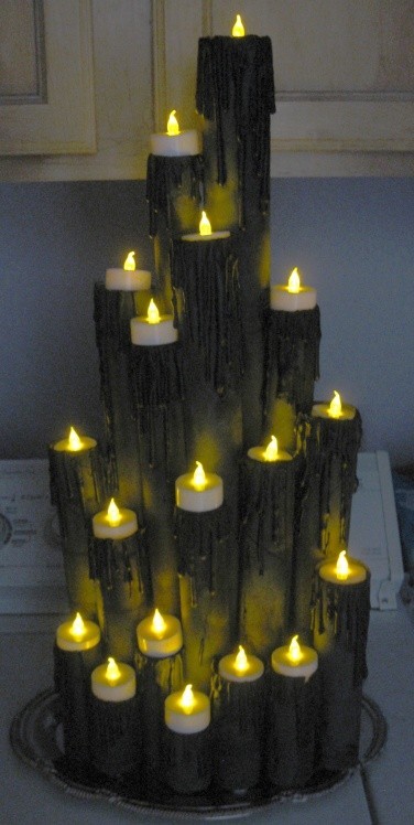 Halloween mantel decoration