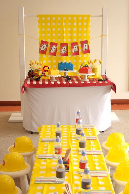 Creative LEGO birthday party detail