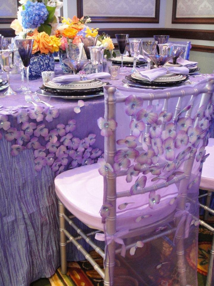 Ceremony chairs with soft fabric draping