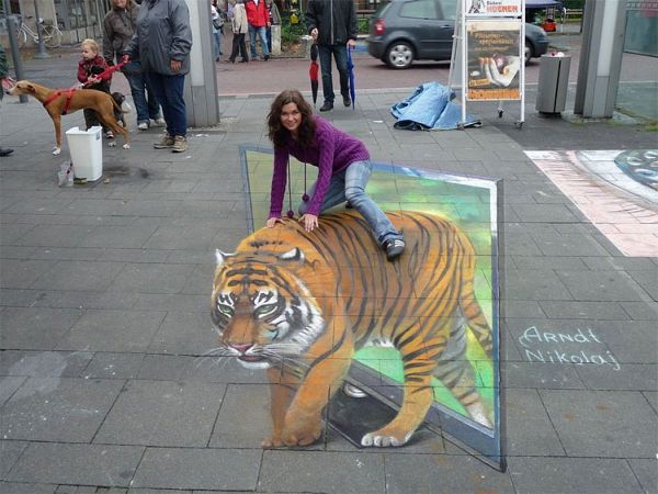 3d-street-art9 3D street art illusion by Arndt