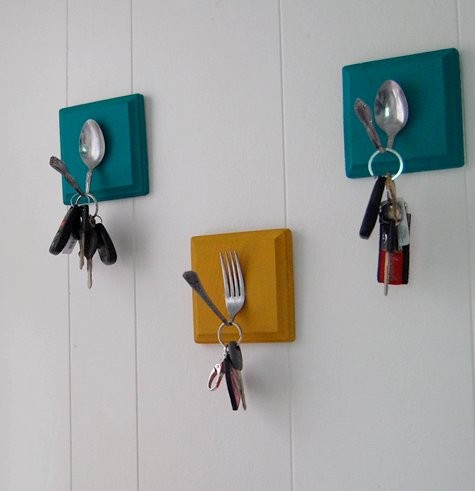 Cutlery key holders on painted wood blocks