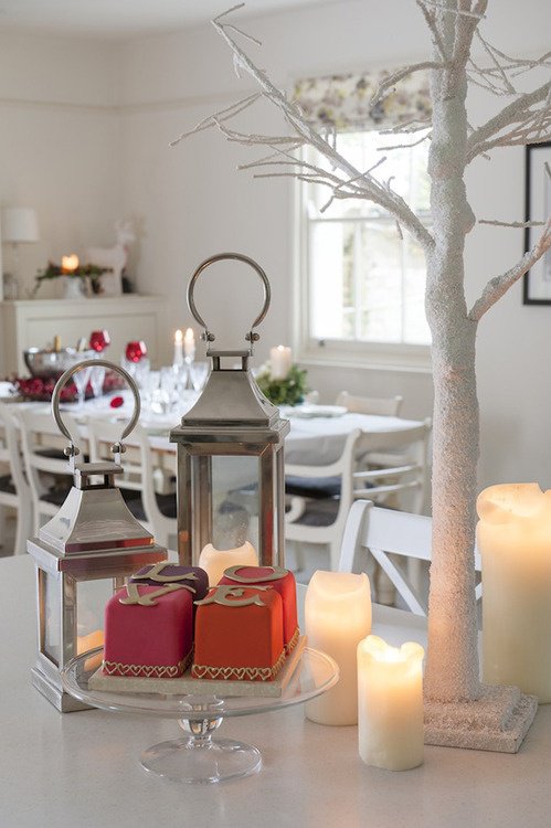 Seasonal festive vignette