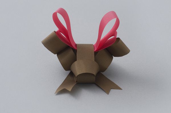 ribbon animals06 Brown ribbon animal with tall pink ear or antler loops