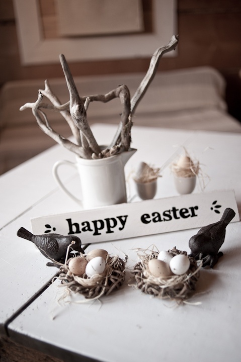 Charming Easter table details